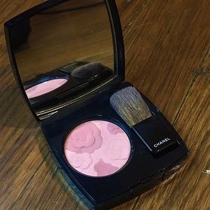 CHANEL Blush, Jardin de Chanel in Camélia Rose